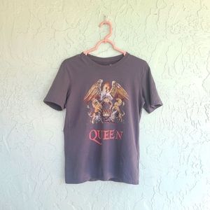 Abercrombie & Fitch soft  Queen tee limited edition sized xs men fits m women